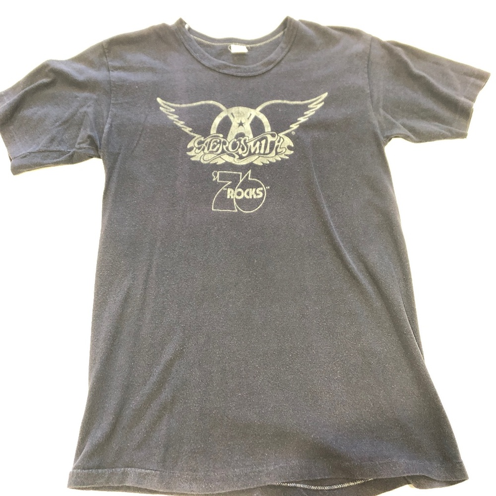 Authentic vintage Aerosmith ‘76 tour shirt